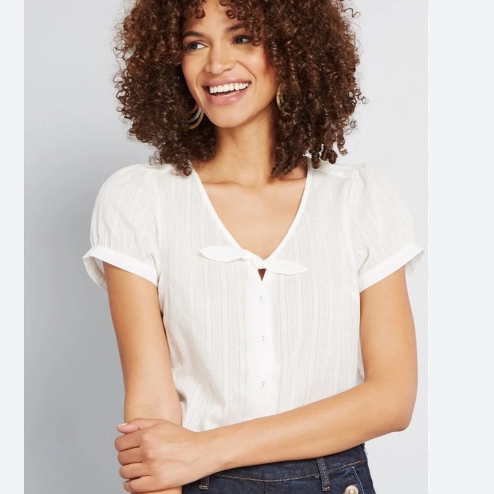 MODCLOTH WHITE BLOUSE